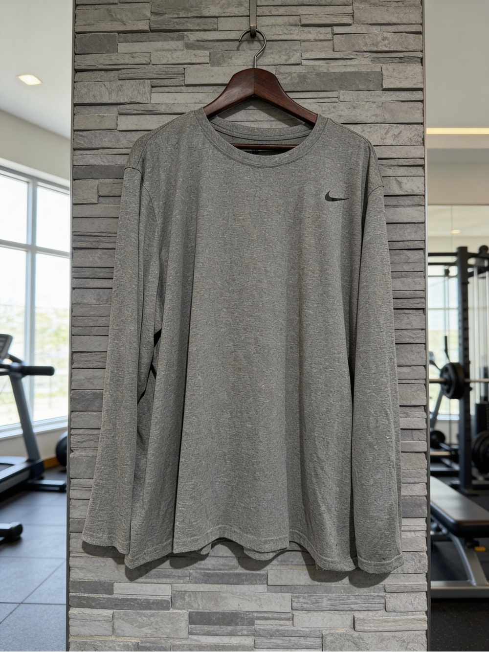 Nike Long-Sleeve Crew Neck Shirt - Gray